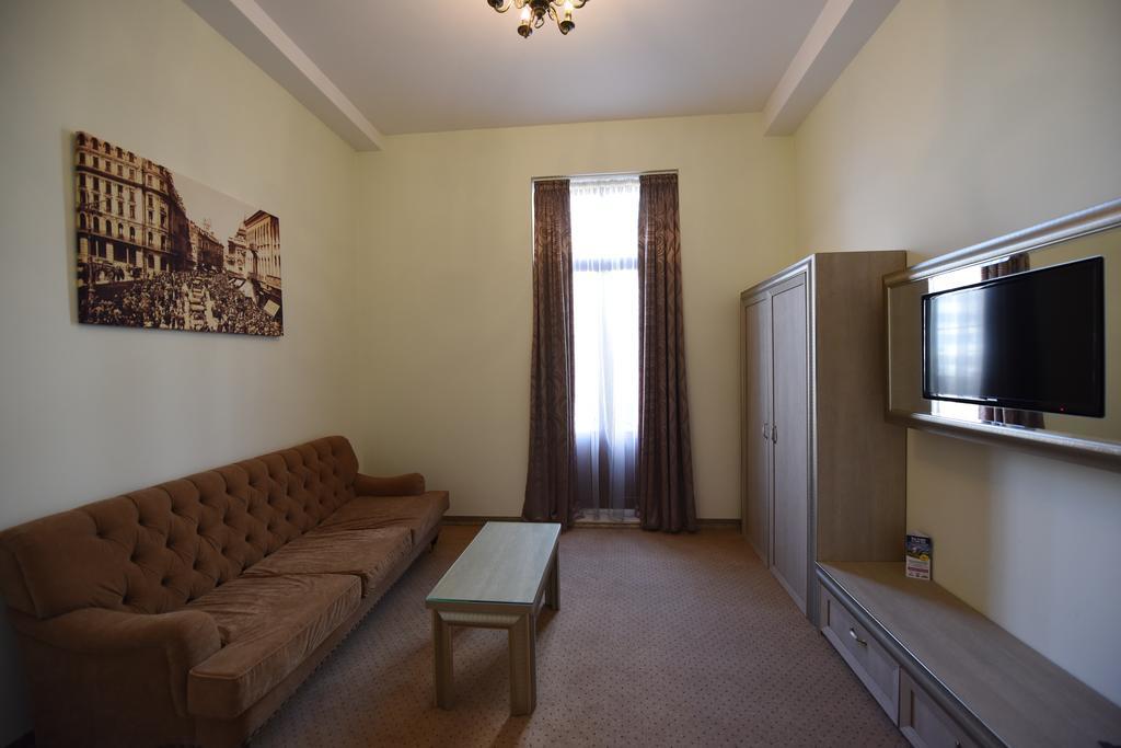 Euro Hotel Grivita Bucharest Exterior photo